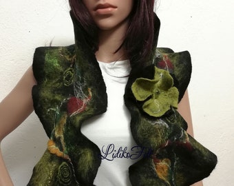 Felted Wool Ruffle Scarf BLACK GREEN With Brooch Felt scarf Felt art Autumn Winter Spring gift