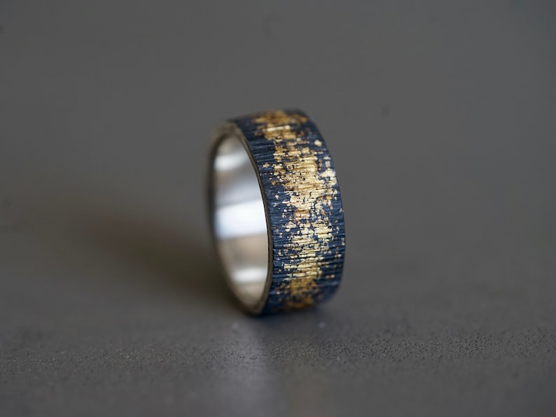 Ready to ship: Gold on Black Ring Midas interrupted size 7 image 1