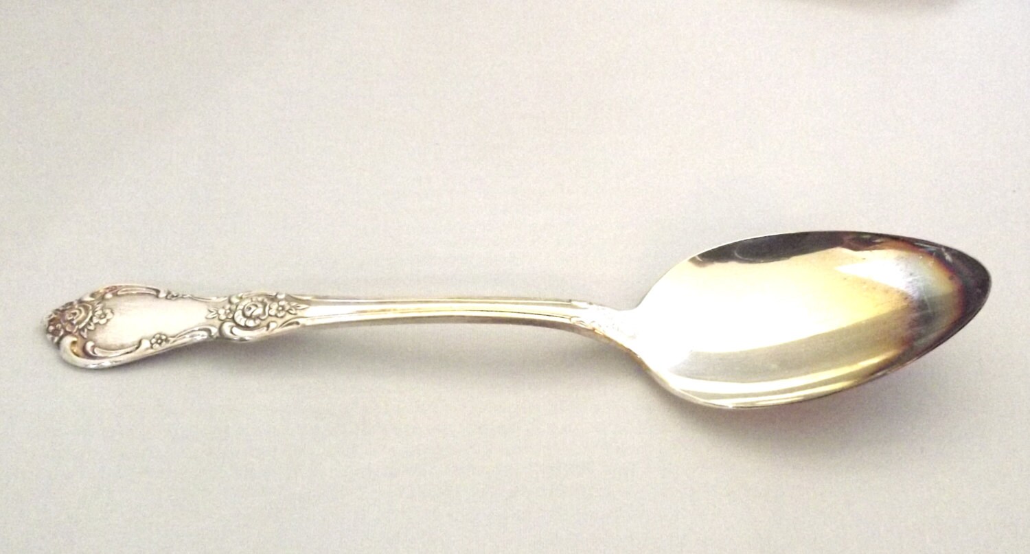 8 inch Pierced tablespoon Meadowbrook WM A Rogers A1 serving spoon solid silverplate