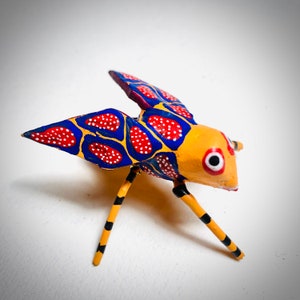 Fish Alebrije, magical little animals from Oaxaca Mexico, Folk Art, Handmade sculpture, Original Wood Sculpture, Carved Animal,