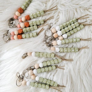Silicone Bead Uplifting Words Keychain
