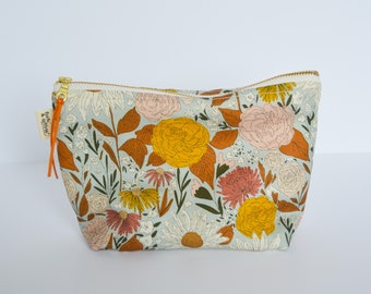 Juliette Floral- Sky Wet Bag / Waterproof Bag / Diaper Bag / Waterproof Makeup Bag / Wet Dry Bag / Beach Bag / Swim Bag / Pool Pouch / Mom