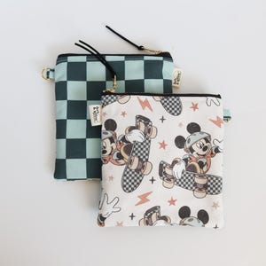 Skateboarding Mouse Zipper Pouch