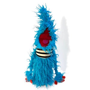 Blue Shaggy Shnoz-Pro, Professional Monster Hand Puppet image 5