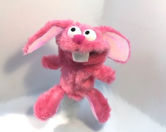Marionetta a forma di coniglietto rosa