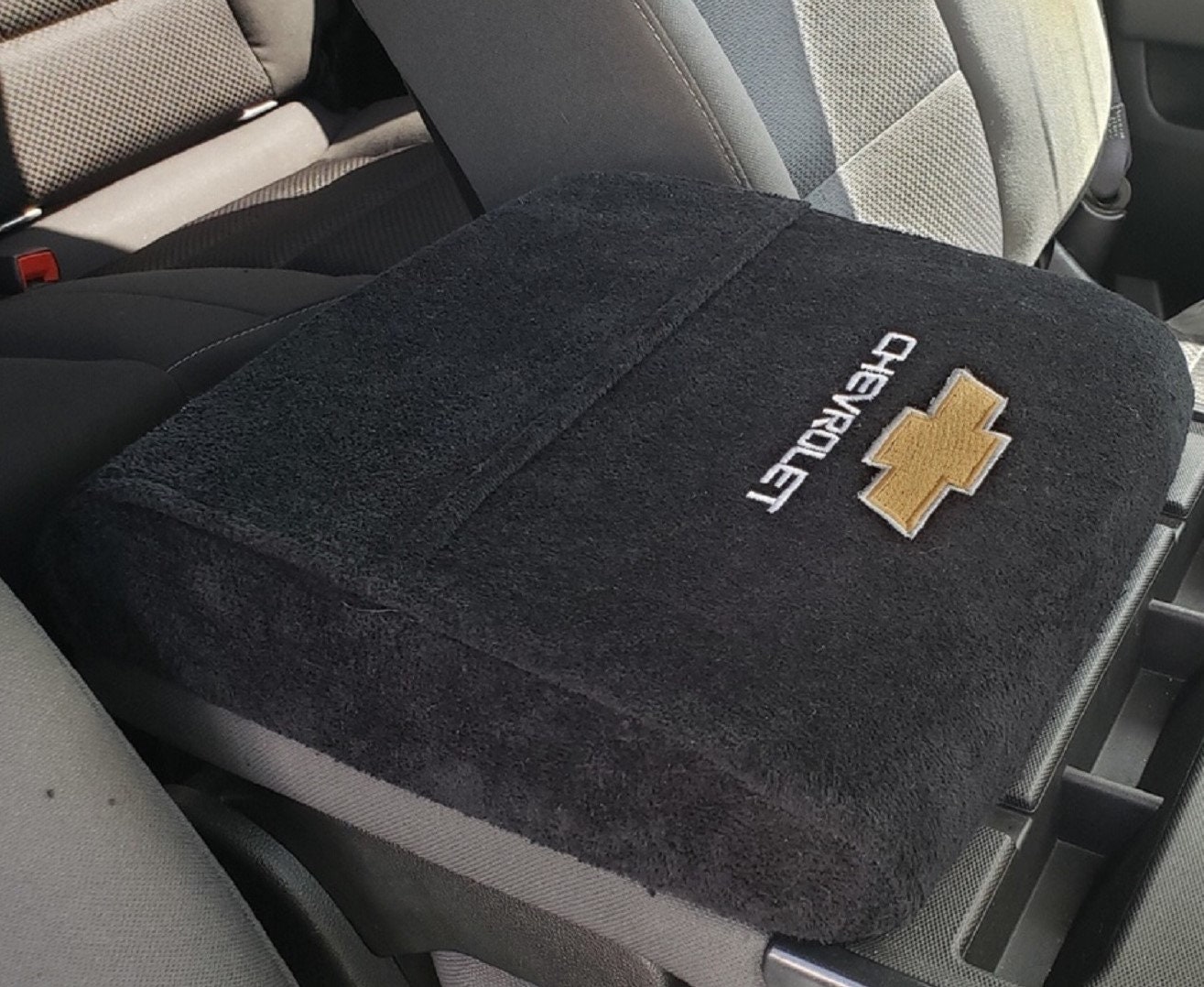 Designed for Chevy Silverado 40/20/40 Jump Seat Models 2014-2018 Official Chevrolet Logo Embroidered Center Console Cover C3SA