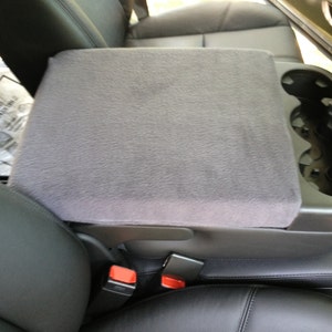 Designed to fit Chevy Silverado Jump Seat Models 2007-2013 Fleece Center Armrest Console Cover Your Console Must Match Console Shown C2