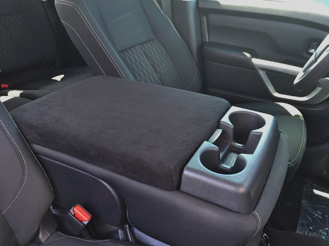 Designed to fit Nissan Titan 40/20/40 Split Bench with Fold Down Console  2016-2023 Neoprene Auto Armrest Center Console Cover USA Made N3 -   Österreich