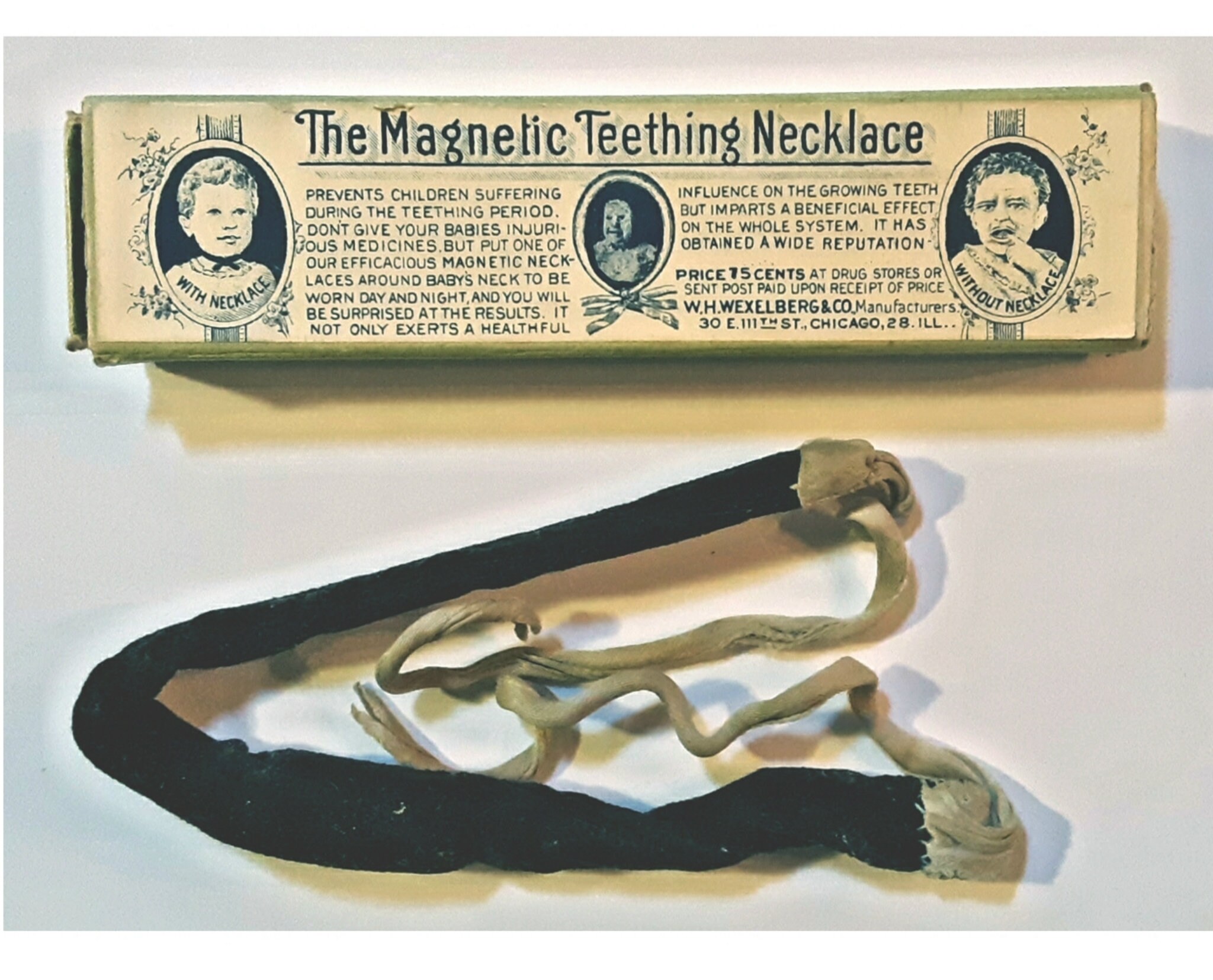 Magnetic Teething Necklace W.H. 