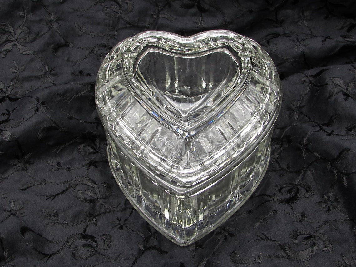 Clear Covered Glass Heart Shaped Candy Dish Vintage Ribbed Etsy