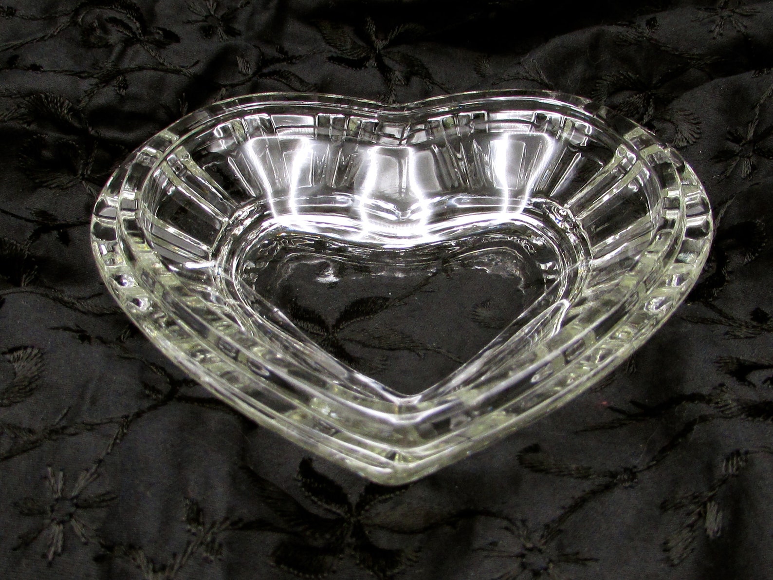 Clear Covered Glass Heart Shaped Candy Dish Vintage Ribbed Etsy