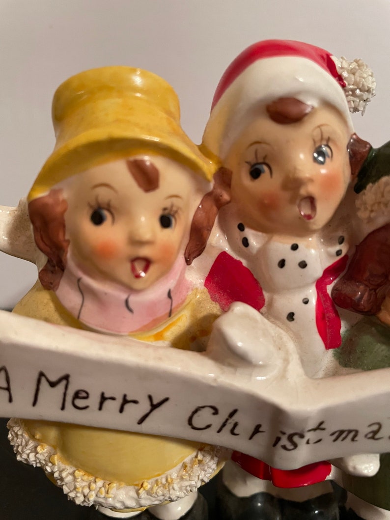 Vintage Thames Girl Carolers Figurine A Merry Christmas To You All Banner