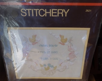 Vintage Sunset Stitchery Embroidery Craft Kit Sweet Baby Keepsake #2621 complete