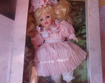 Vintage Marie Osmond Greeting Card Porcelain Doll Mothers Dan 1995