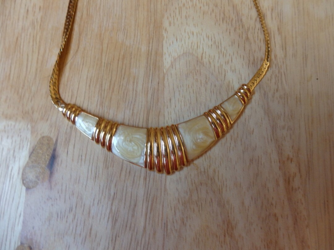 CLEARANCE/SALE Golden Costume Gold Chain 8 Inches Length Vintage Gold