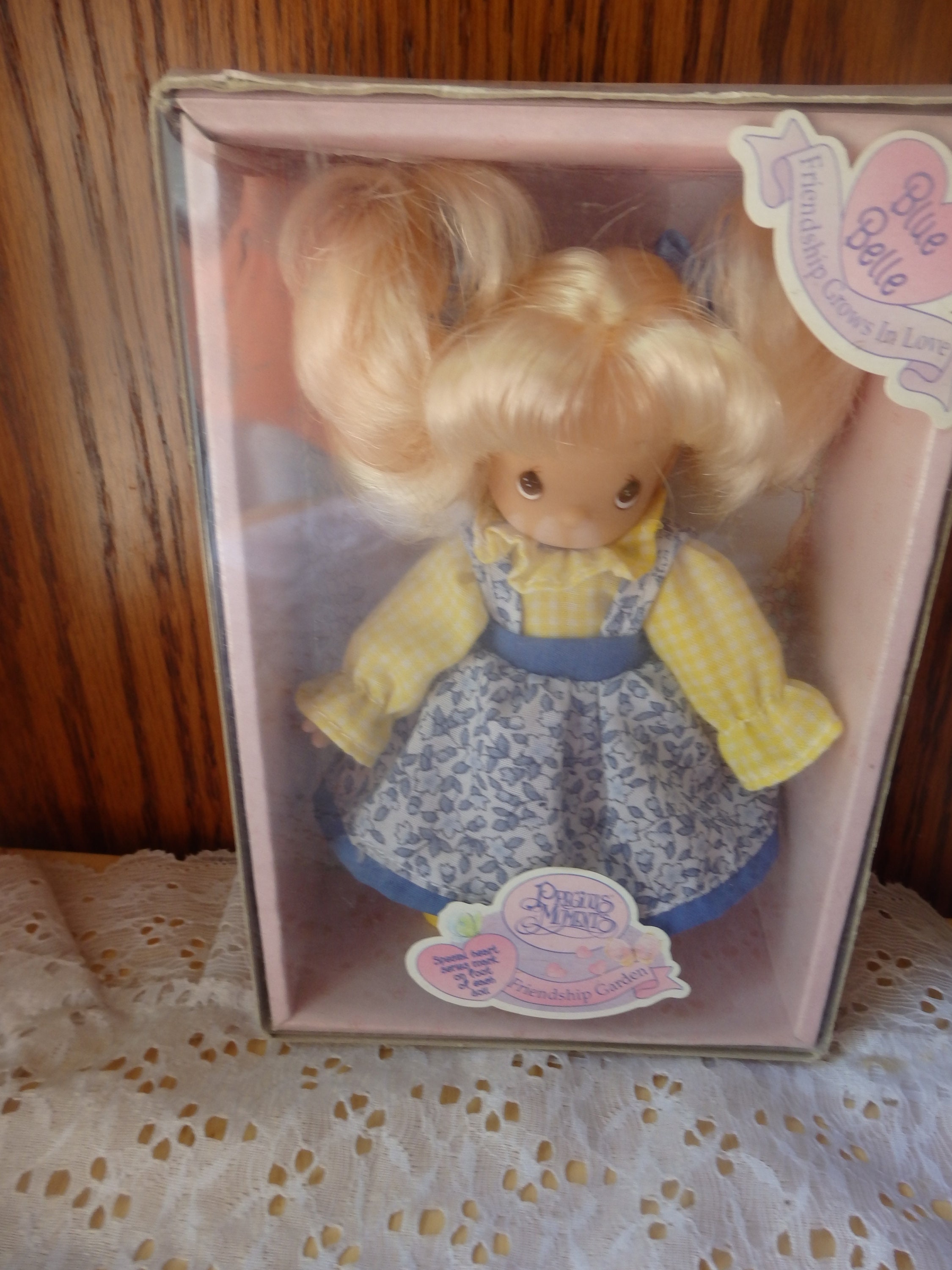 Vintage Precious Moments Friendship Garden Series Blue Belle