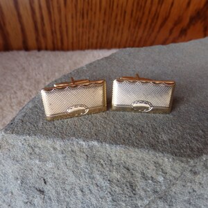CLEARANCE SALE  Cuff Links Golden Very Nice Great Shape Vintage Men&#39;s Accessories Fashion