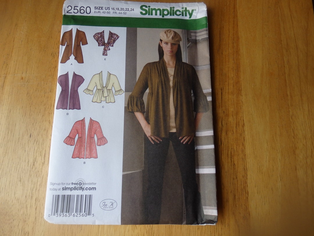 Cartamodello Simplicity U5 (Taglie 16-24) Per Top E Pantaloni - Abbigliamento Donna, Modello SS9270U5