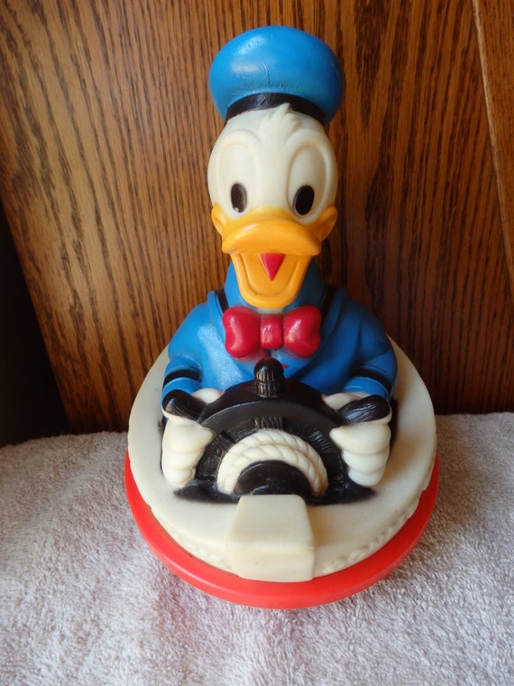 donald duck bath toy