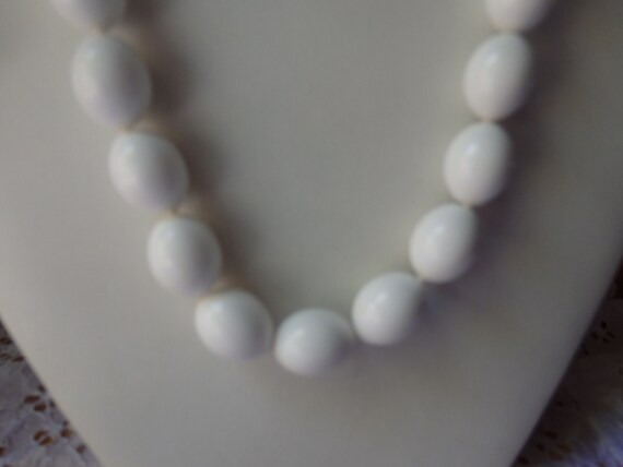TRIFARI White Beaded Necklace with Unique Clasp C… - image 2
