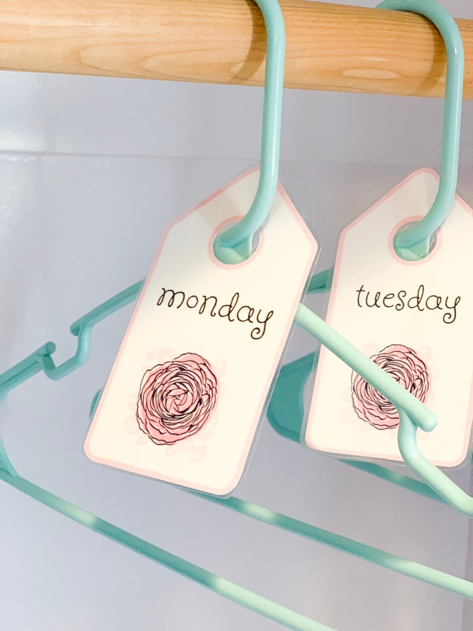 Printable Clothes Hanger Organizer Tags Days of the Week, Kids Closet