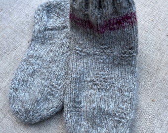 Hand knitted think ankle grey socks