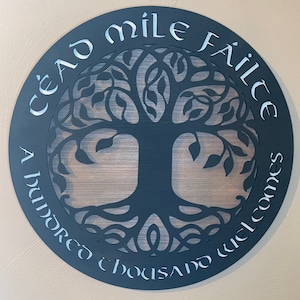 18” layered wooden Irish welcome Celtic tree of life wall hanging céad míle fáilte. Cead mile failte a hundred thousand welcomes
