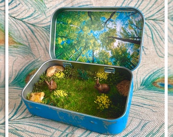 Rabbits in spring  - Handmade Diorama in a Tin [Pocket Size Wilderness #37]