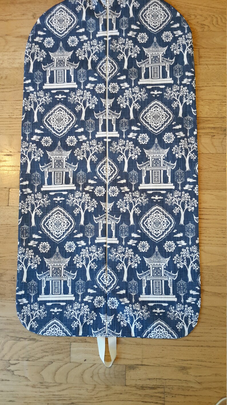 women's hanging garment bag