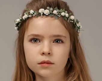 Dainty flower crown, first holy communion hair wreath, wedding headband, flower girl halo, babies breath headband, dainty hair piece