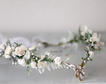Elven flower crown wedding, white elf tiara for bride or bridesmaids, fairy flower crown, white elvish tiara, winter elven flower crown