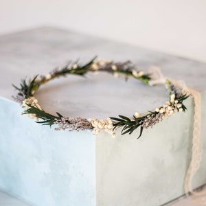 Dried flower crown wedding, dainty flower crown, baby's breath bridal crown, dried baby breath headband, greenery floral crown