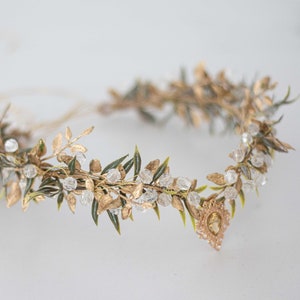 Elven crown, fairy tiara, flower headband, elven circlet, twig elven circlet, elven queen floral tiara, elf headpiece