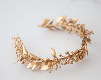 Gold leaf headband, dainty flower crown, gold leaves fascinator, goddess gold headband, gold leaf wreath, golden headpiece, flower girl