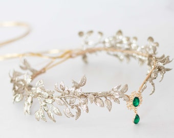 Elven circlet gold emerald green, leaf diadem, elvish flower crown, leaf fairy crown, gold elven crown, golden leaf tiara, glitter leaves