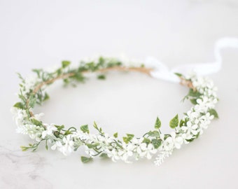 White flower crown, dainty floral headband, boho hair wreath, bride bridesmaid headpiece, rustic flower garland, flower girl halo adjustable