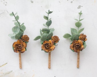 Wedding boutonniere for men, eucalyptus flower boutonniere groom, neutral brown flower boutonnière grooms men, prom boutonnieres button hole