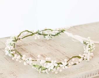 Pearl flower crown for wedding, white hair wreath, dainty floral headband, wedding photo props, bridesmaids crowns, flower girl halo
