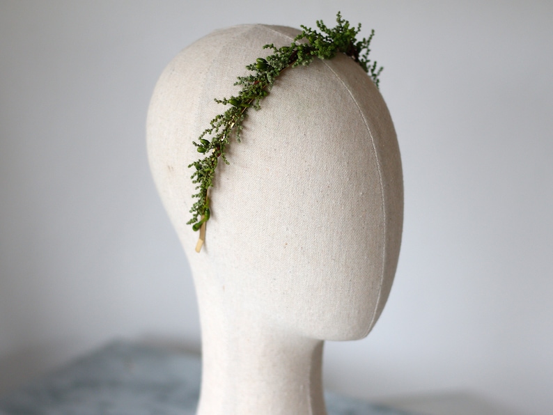 Minimalist leaf headband for wedding, dried leaf crown, preserved floral crown, dainty flower headband, greenery headpiece image 4