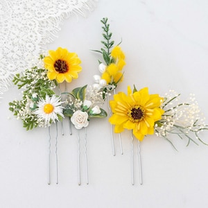 Flower hair pins with sunflowers, wedding flower hair pins, sunflower hair clip, bridal hair pins, flower hair piece bride or bridesmaid