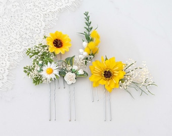 Flower hair pins with sunflowers, wedding flower hair pins, sunflower hair clip, bridal hair pins, flower hair piece bride or bridesmaid