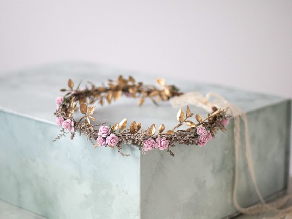 Corona di fiori secchi / Accessori per capelli della sposa / Copricapo di  fiori di paglia rosa pesca / Corona di fiori secchi per damigelle d'onore -   Italia