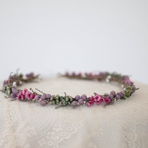 Meadow floral crown with dried flowers, wild flower hair wreath, delicate headpiece, romantic wedding hair piece, meadow flower girl halo