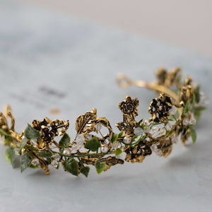 Gold leaf headband, gold green leaf and crown, gold leaves fascinator, goddess gold headband, gold leaf wreath, golden headpiece