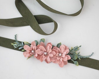 Ceinture avec des fleurs, Ceinture pour mariée, Ceinture robe de mariée