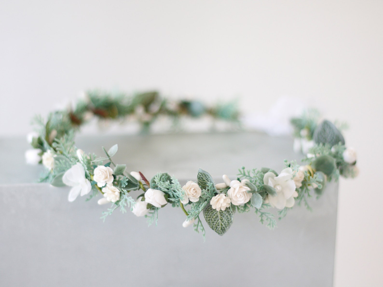 dainty flower crown