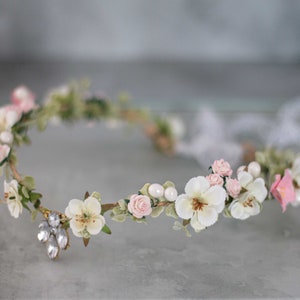 Elven fairy crown, elvish flower crown, elf headpiece, blush flower crown