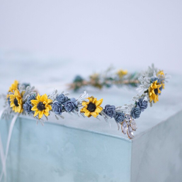 Sunflower elven tiara with gem, elvish headpiece, flower crown sunflowers, elven crown, bride bridesmaid flower girl halo adjustable