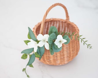 Flower girl basket wedding, natural willow baskets, boho flower basket, wicker basket flowers, small woven basket, rattan basket kids