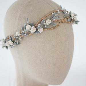 Flower crown wedding, dainty hair wreath, delicate floral headband, bride headpiece, rustic flower garland, minimalistic flower girl halo image 3